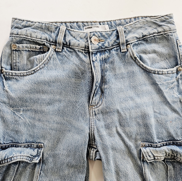 Garage Light Wash Distressed '90s Grunge High Rise Relaxed Fit Cargo Jeans 25 - Picture 3 of 10